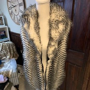 Fur vest